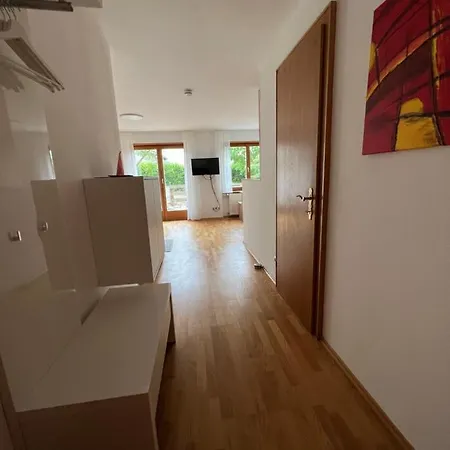 Riedwiese 公寓 赫尔布兰茨